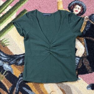 BRANDY MELVILLE TSHIRT